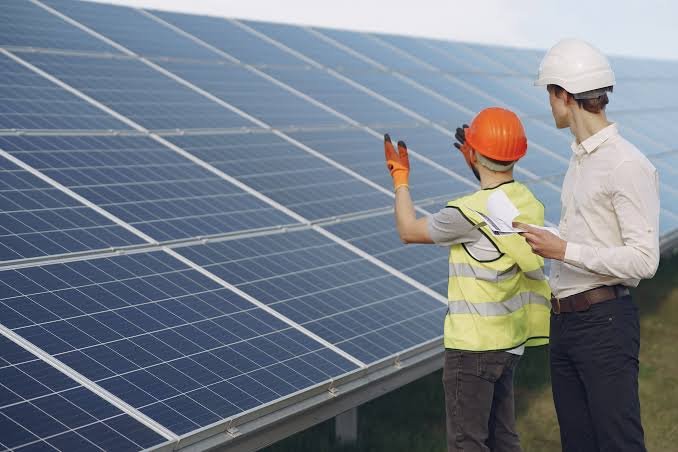 Solar Panel Installation Business: Advantages and Disadvantages